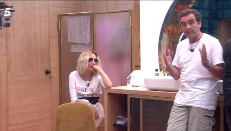 Antonio Montero y Belén Rodríguez en 'Sálvame Okupa'/foto:telecinco.es