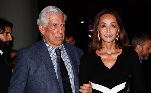 La familia de Vargas Llosa, indignada por las cartas publicadas por Isabel Preysler: "Es un desprestigio"