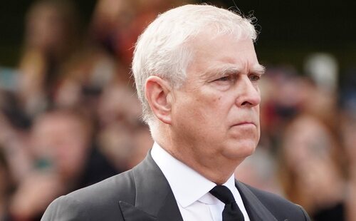 Andrés de Inglaterra tendría nuevo destino tras perder sus títulos y su residencia: Abu Dabi