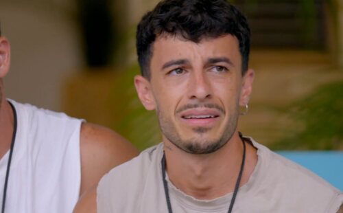 Juanpi se derrumba tras ver a su madre con Sandra y se acerca a Mara en la villa de 'La isla de las tentaciones 9'