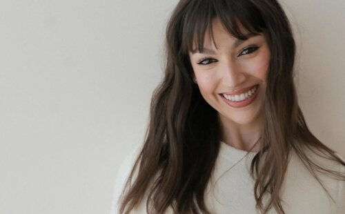 Úrsula Corberó enternece a sus seguidores con la primera foto de Chino Darín con su bebé recién nacido