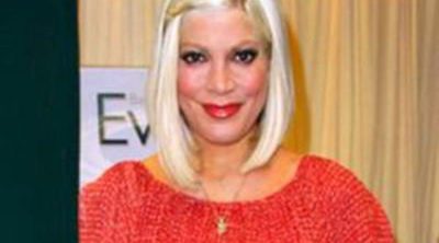 Tori Spelling sigue ingresada después de su operación por complicaciones de la cesárea de su hijo Finn