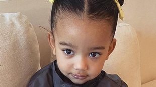 Kim Kardashian publica un vídeo de su hija cantando