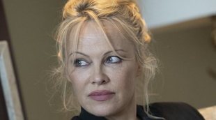 Pamela se casó con Peters para que le pagara sus deudas