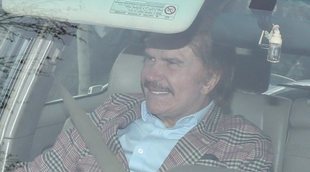 Bigote acude a recoger sus cosas a casa de María Teresa