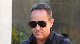 Víctor Sandoval despide a su padre acompañado de familiares y amigos