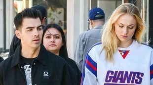 Joe Jonas y Sophie Turner, de compras para su bebé