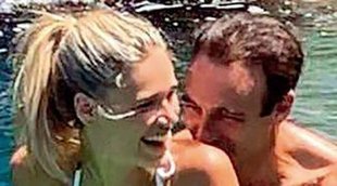 Enrique Ponce se libra de las preguntas sobre su nueva relación en un acto