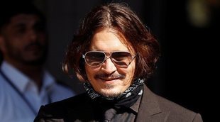Heard asegura que Depp tiró por las escaleras a Kate Moss