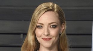 Amanda Seyfried enseña una foto de su embarazo