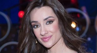 Adara enseña el resultado de su operación de pecho