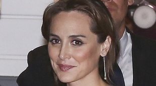 Mario Vargas Llosa ayuda a Tamara a editar su blog de moda