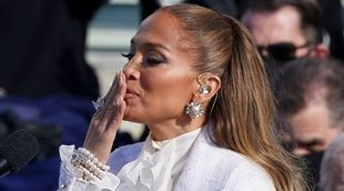 JLo, primera en pronunciar el juramento a la bandera estadounidense en español