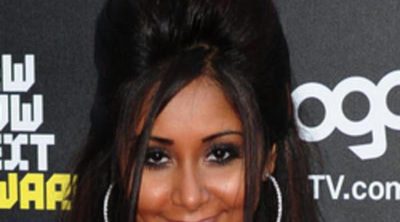 Snooki, totalmente volcada en el cuidado de su hijo Lorenzo Dominic, se olvida del maquillaje