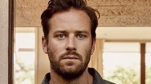Armie Hammer tiene una nueva novia