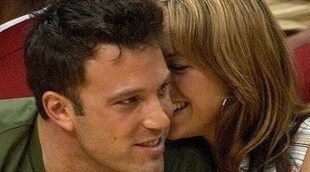 El romántico beso entre Affleck y JLo