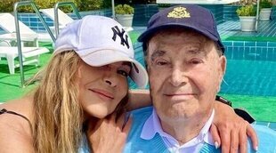 Ana Obregón posa con su padre: "Disfrutad por los que no están"