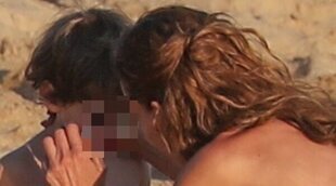 Eva González, en la playa con su hijo pero sin Cayetano Rivera