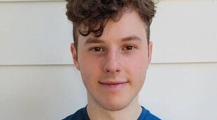 Nolan Gould comparte cómo fue su primera clase de pole dance