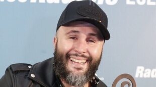 Kiko Rivera, feliz en los Premios Radiolé a pesar de la ausencia de su madre