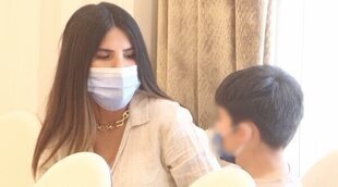 Isa Pantoja y su hijo Alberto, grandes apoyos de Asraf en un desfile