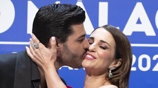 Paula y Miguel acaparan todas las miradas en el Festival de Málaga