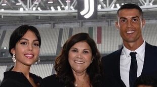 Cristiano y Georgina, arropados por su familia tras la muerte de su hijo