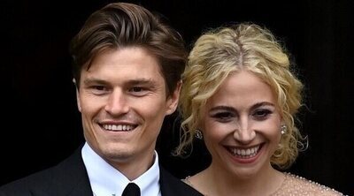 Pixie Lott se casa con Oliver Cheshire tras seis años comprometidos