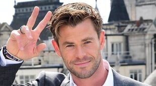 Chris felicita a Elsa con un divertido mensaje en español