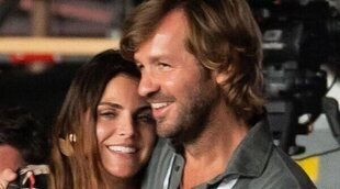 Amaia Salamanca y Rosauro Varo, románticos en el concierto de Dani Martín