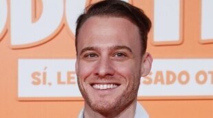 Kerem Bürsin aparece por sorpresa en el estreno de 'A todo tren 2'