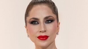 Lady Gaga ayudó a un fotógrafo que se cayó en los Oscar