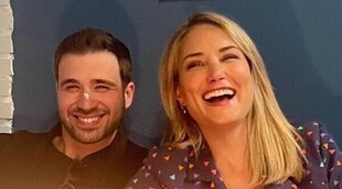 Alba Carrillo presenta a ¿su novio? con mucha ironía