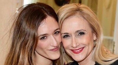 La hija de Cristina Cifuentes se ha casado en un exclusivo club de Madrid