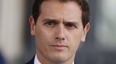 Albert Rivera, destrozado por la ruptura con Malú mientras que esta se refugia en sus amigos Vanesa Martín y Pablo López