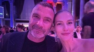 Liev Schreiber y Taylor Neisen, padres de su primer hijo en común