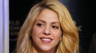 Shakira viaja de urgencia a Colombia por la salud de su madre