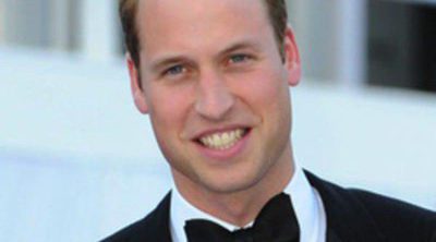 El Príncipe Guillermo aprende a cambiar pañales con los tutoriales de Youtube