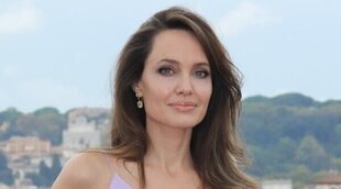 Angelina Jolie habla de su divorcio con Brad Pitt y carga contra Hollywood