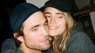 Robert Pattinson y Suki Waterhouse se comprometen antes de ser padres