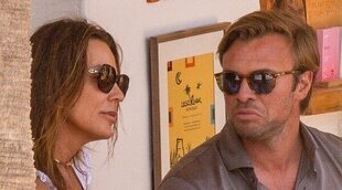 Mar Flores desconecta de las polémicas en Ibiza con un misterioso hombre