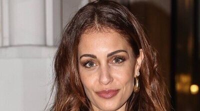 Hiba Abouk y Antonio Revilla, pillados haciendo la compra con sus respectivos hijos