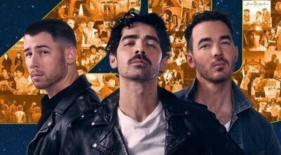 Los Jonas Brothers tiran la casa por la ventana: nuevos discos, canción para Disneyland y película navideña