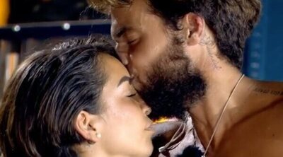 El apasionado beso de Anita y Montoya con el que la superviviente se despide de 'Supervivientes 2025': "Te amo"