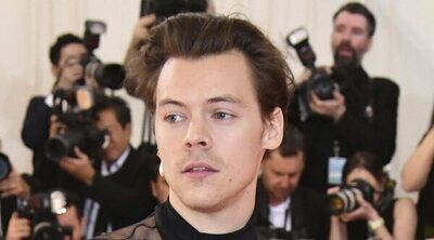 Harry Styles, de comida con Zoe Kravitz y su padre, la leyenda del rock Lenny Kravitz