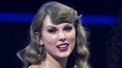 Arrestado en casa de Travis Kelce un hombre que intentaba entregar unos documentos de Justin Baldoni a Taylor Swift