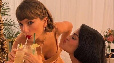 Taylor Swift habla del discurso que dio en la boda de Selena Gomez: "Bromeé sobre la forma en que nos vestíamos en 2008"