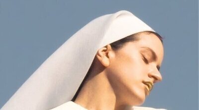 Rosalía presenta Lux corriendo por Gran Vía: caos, música y un giro inesperado