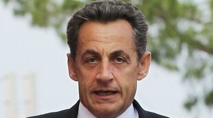 Carla Bruni, desolada junto a Nicolás Sarkozy ante su entrada en prisión