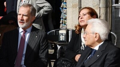 El Rey Felipe VI disfruta de un café en la Plaza Mayor de Salamanca junto al Presidente Italiano Sergio Mattarella
